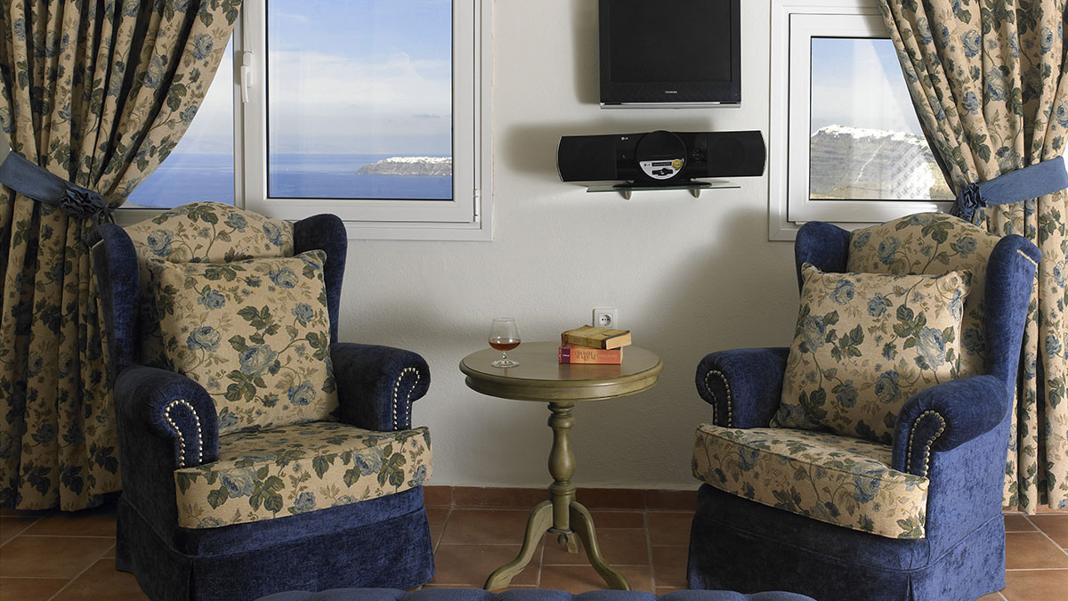 VIP 2 Bedroom Suite with outdoor jacuzzi 